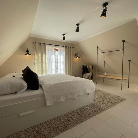 Meine Ferienwohnung Pleissenhaus 알텐부르크 외부 사진