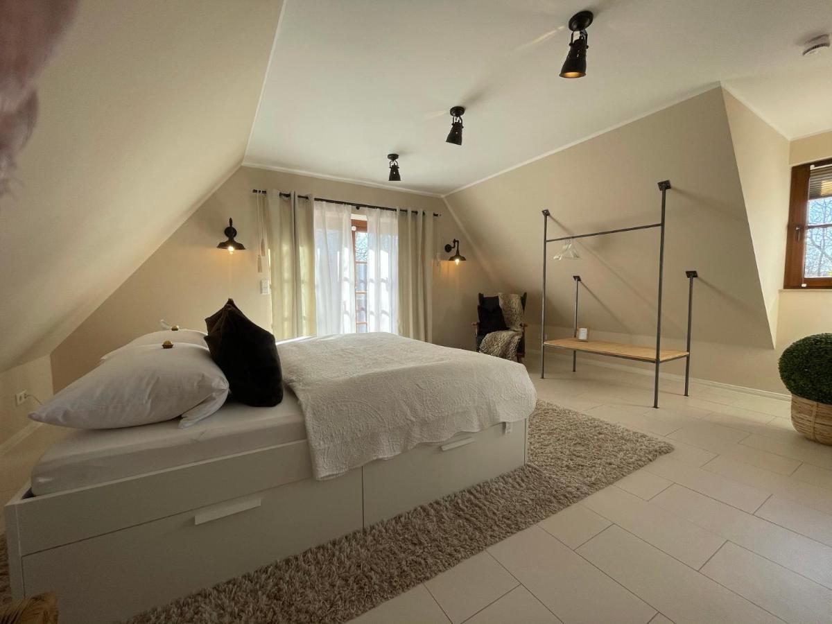Meine Ferienwohnung Pleissenhaus 알텐부르크 외부 사진